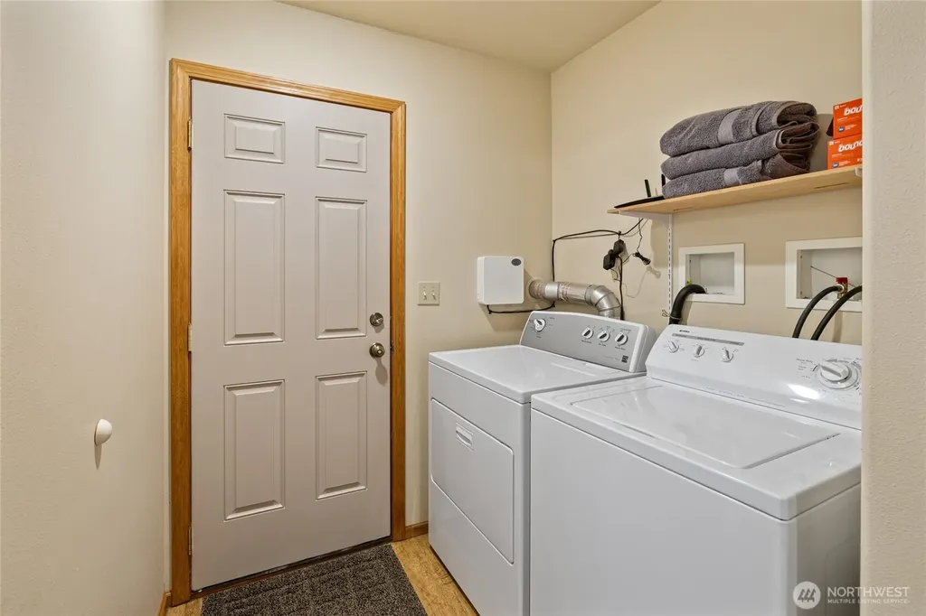420 Vinegar Bend Road Ronald WA 98940