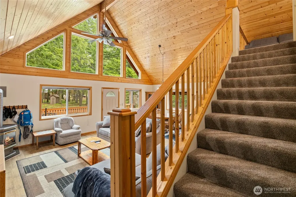 420 Vinegar Bend Road Ronald WA 98940