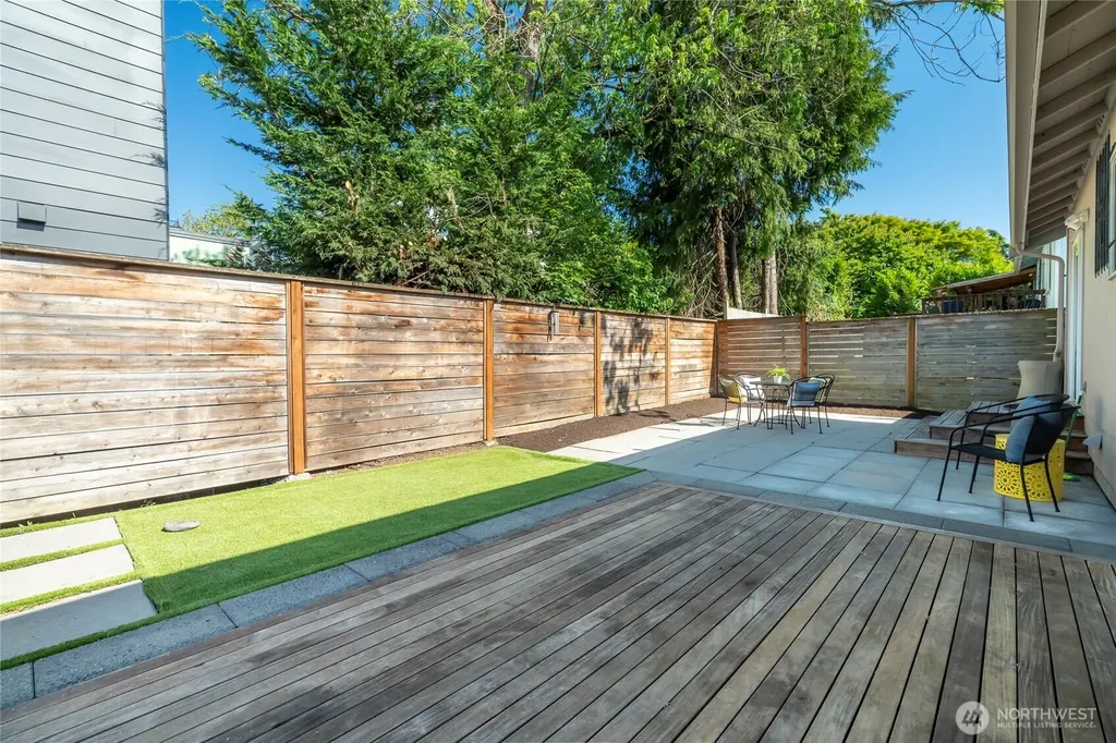 5050 35th Avenue S Seattle WA 98118