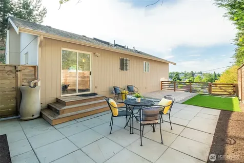 5050 35th Avenue S Seattle WA 98118