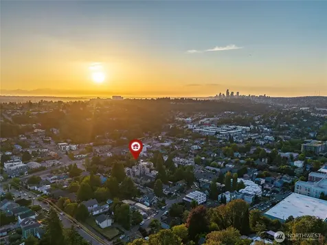 5050 35th Avenue S Seattle WA 98118