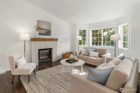 5050 35th Avenue S Seattle WA 98118