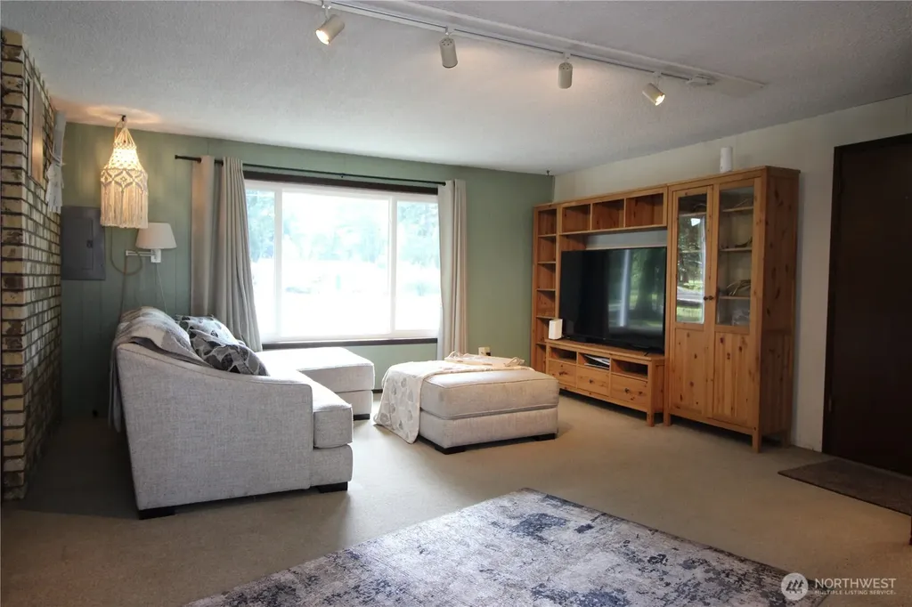 27719 217th Avenue SE Maple Valley WA 98038