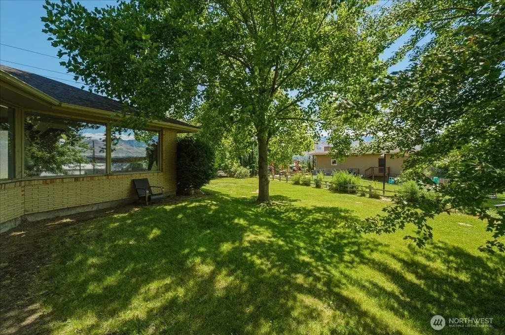 291 11th Street NE East Wenatchee WA 98802