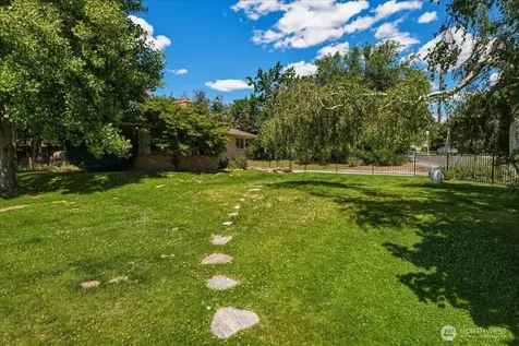 291 11th Street NE East Wenatchee WA 98802