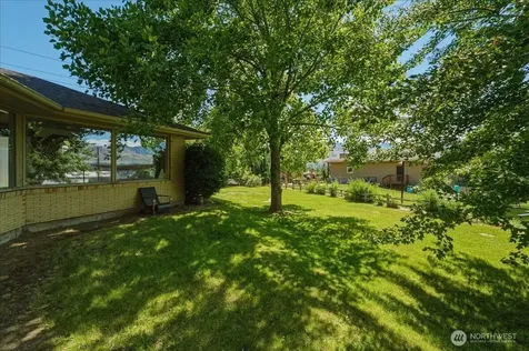 291 11th Street NE East Wenatchee WA 98802