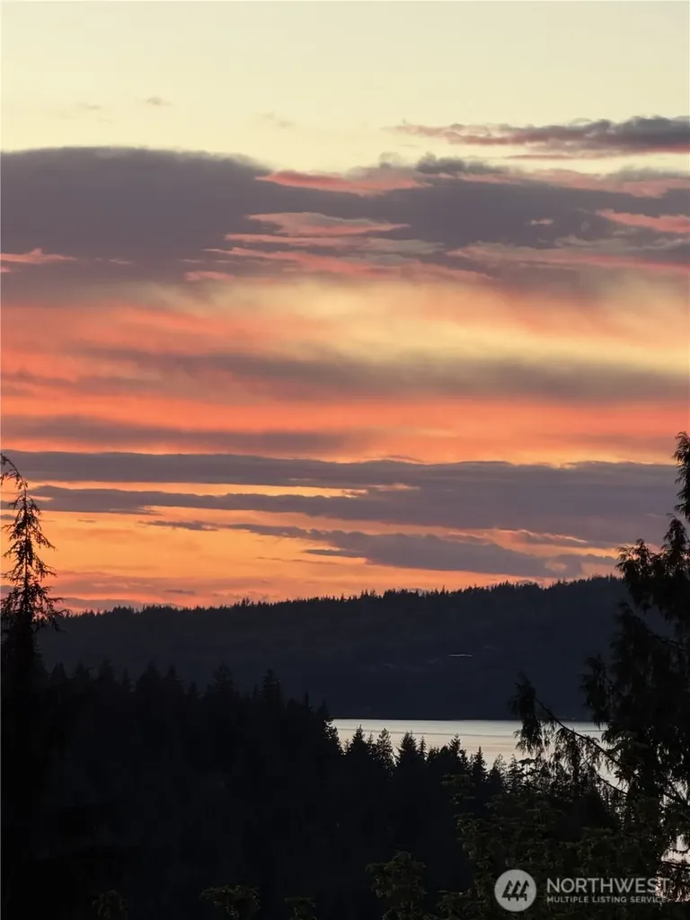 89 Grand View Lane Bellingham WA 98229