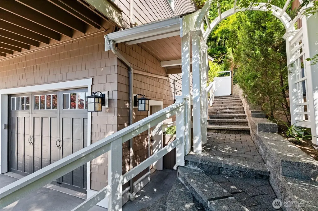 89 Grand View Lane Bellingham WA 98229