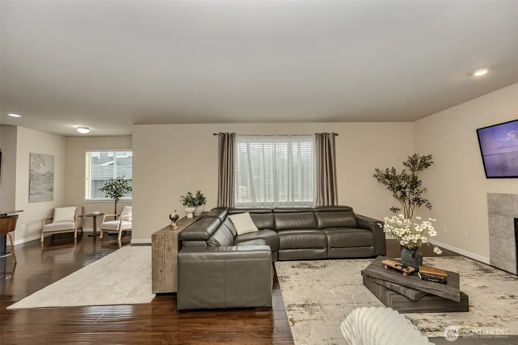 1737 Hillcrest Loop Mount Vernon WA 98274