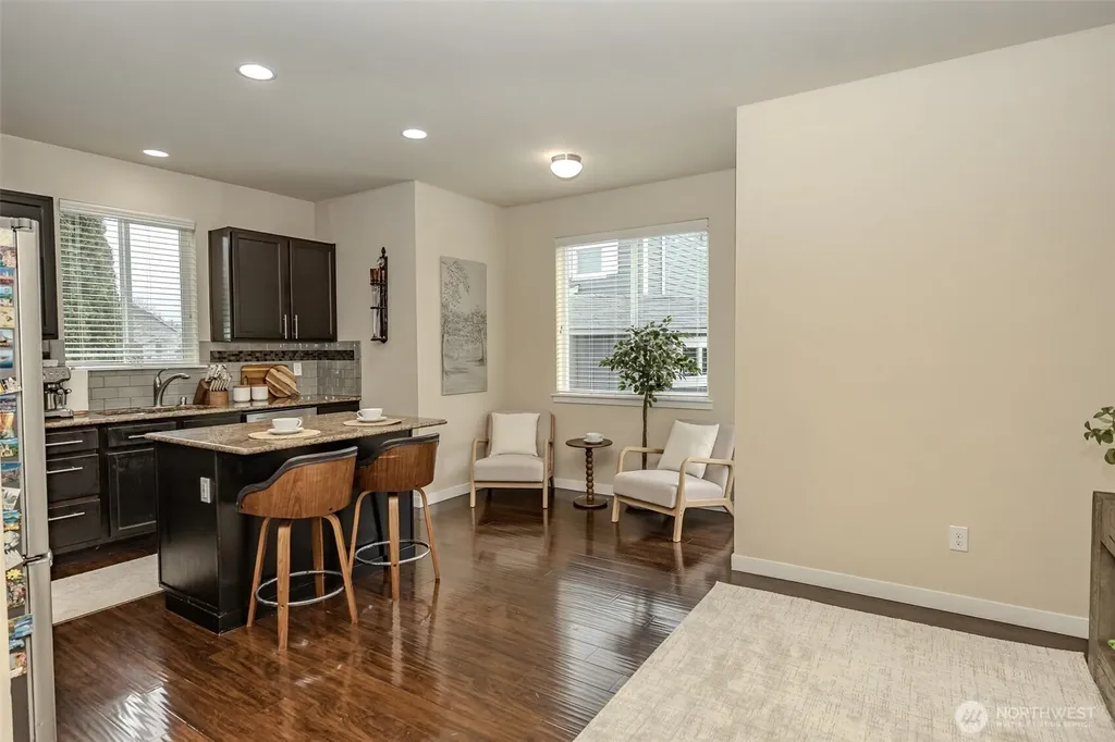 1737 Hillcrest Loop Mount Vernon WA 98274