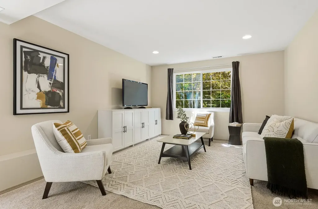 4846 S Morgan Street Seattle WA 98118