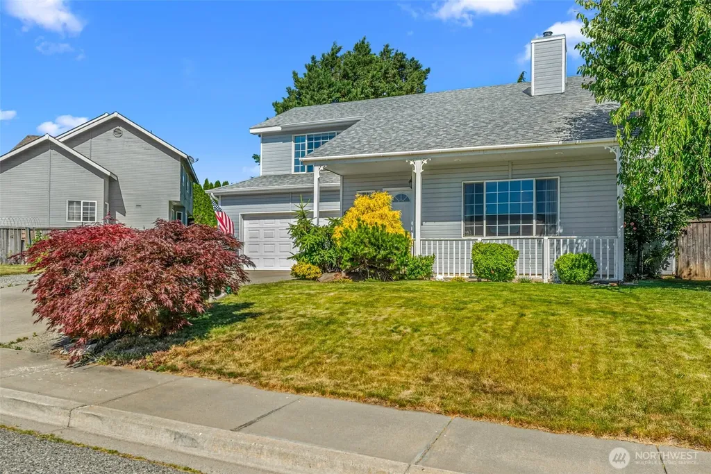 121 Manhattan Square East Wenatchee WA 98802