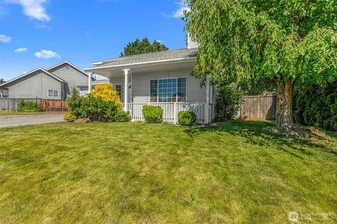 121 Manhattan Square East Wenatchee WA 98802