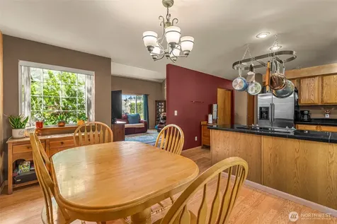 121 Manhattan Square East Wenatchee WA 98802