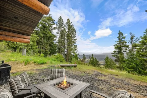 1336 Black Hawk Cle Elum WA 98922