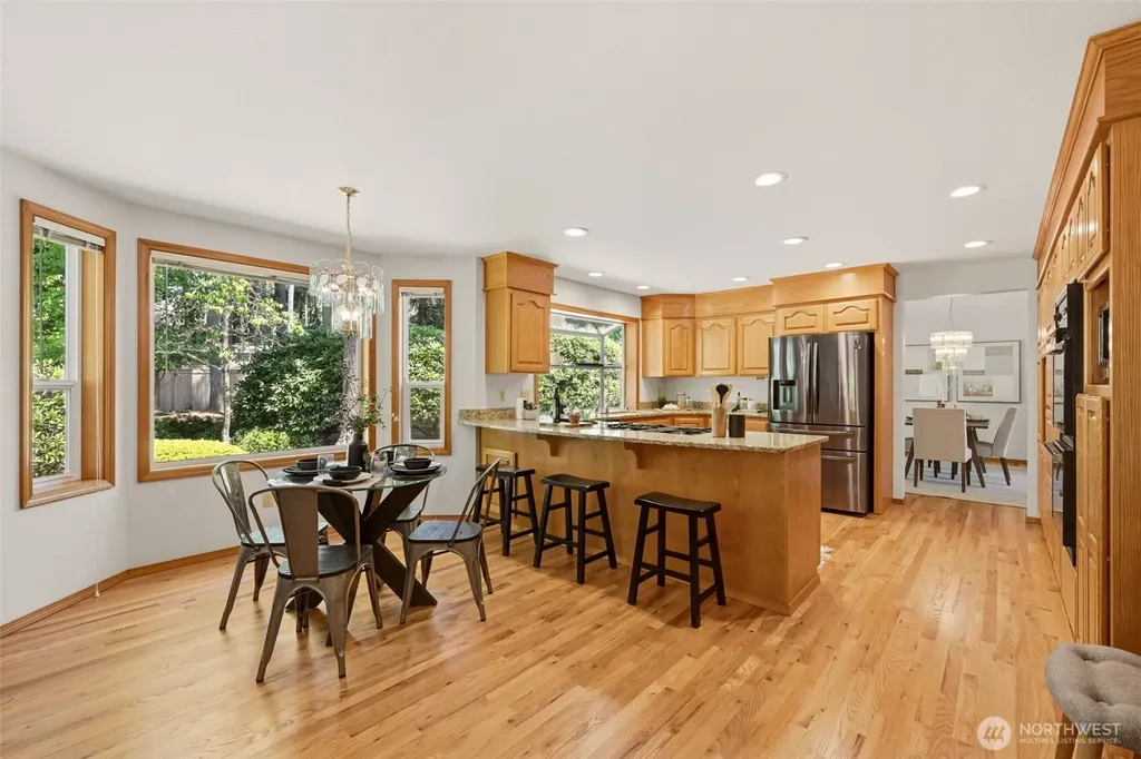 23232 SE 253rd Place Maple Valley WA 98038