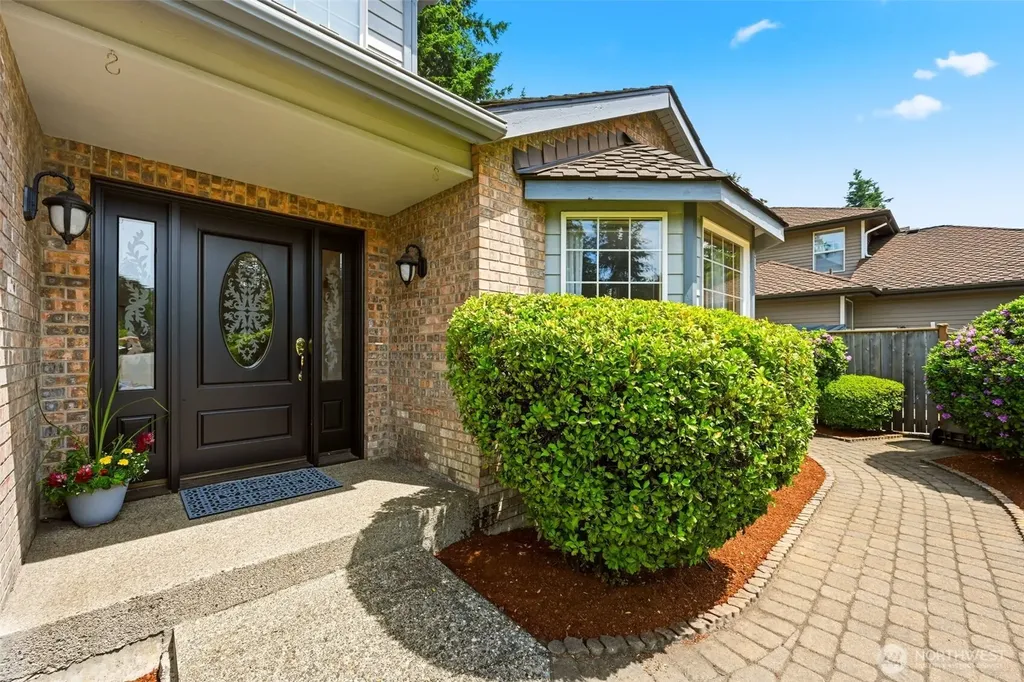 23232 SE 253rd Place Maple Valley WA 98038