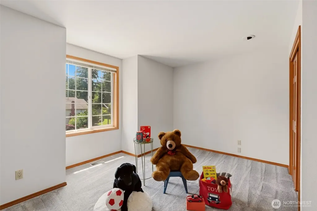 23232 SE 253rd Place Maple Valley WA 98038
