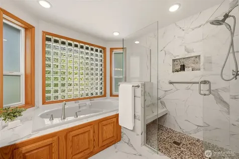 23232 SE 253rd Place Maple Valley WA 98038