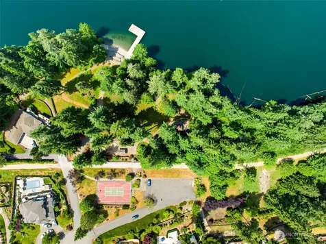23232 SE 253rd Place Maple Valley WA 98038