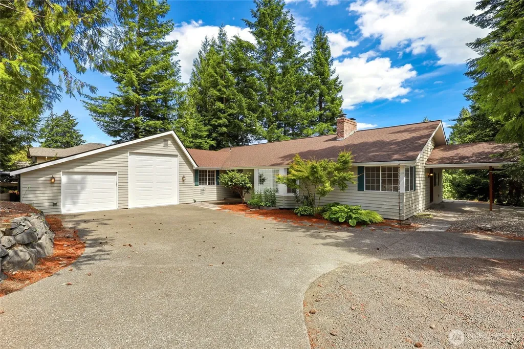 400 E Old Ranch Road Allyn WA 98524