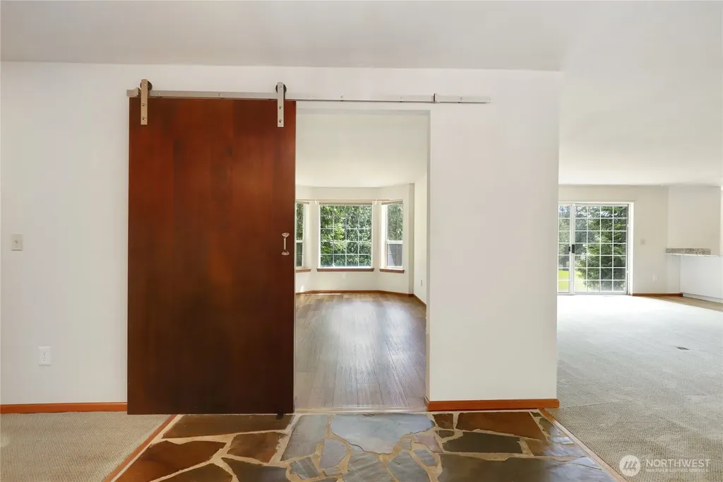 400 E Old Ranch Road Allyn WA 98524