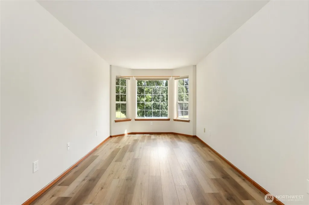 400 E Old Ranch Road Allyn WA 98524