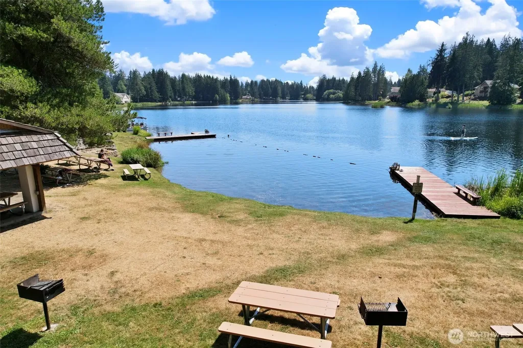 400 E Old Ranch Road Allyn WA 98524