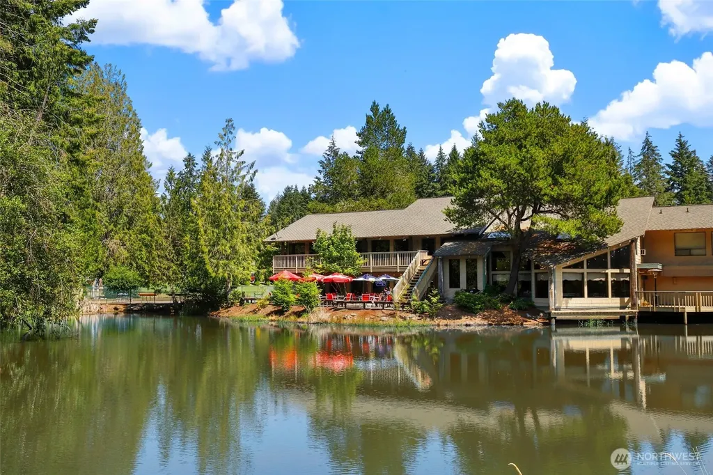 400 E Old Ranch Road Allyn WA 98524