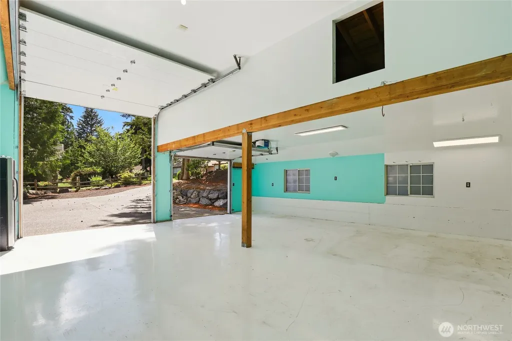 400 E Old Ranch Road Allyn WA 98524