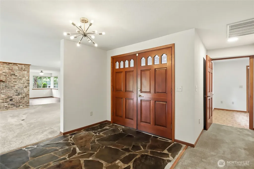 400 E Old Ranch Road Allyn WA 98524