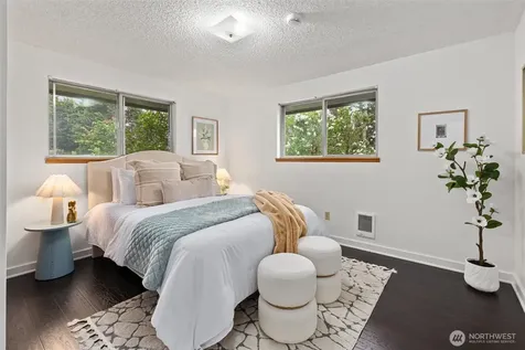 2001 NE 12th Street Renton WA 98056
