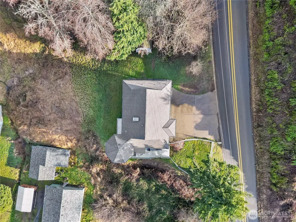 2685 E Lidstrom Hill Road Port Orchard WA 98366