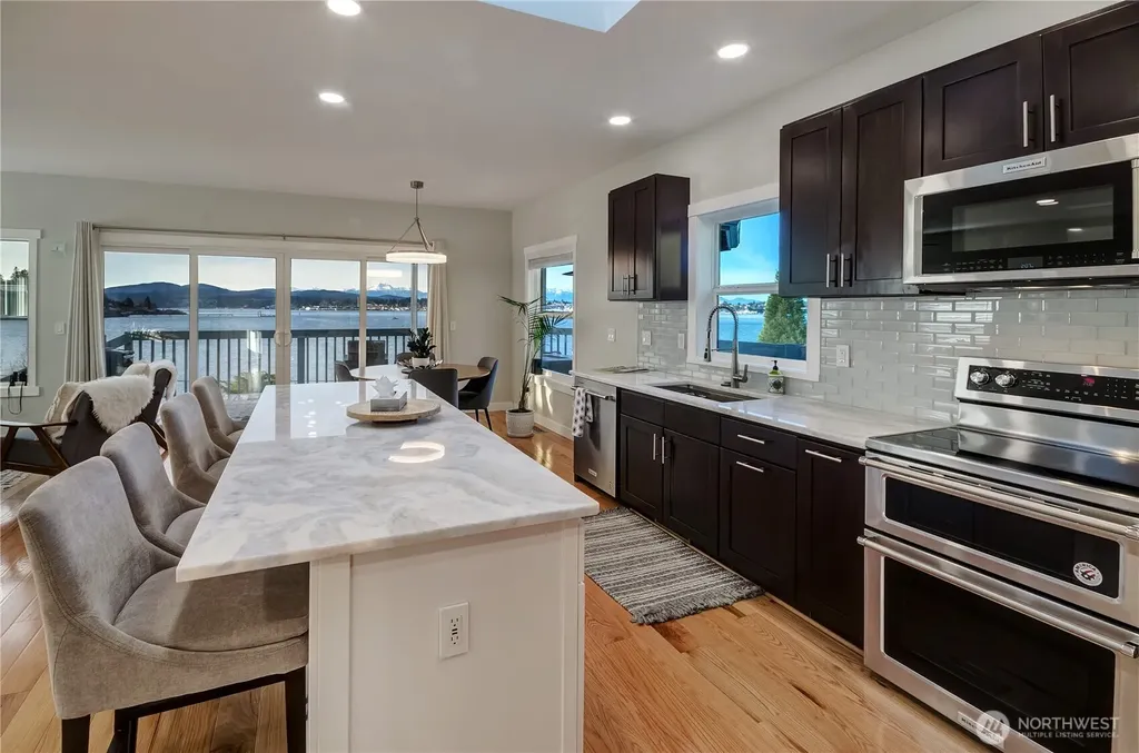 2685 E Lidstrom Hill Road Port Orchard WA 98366