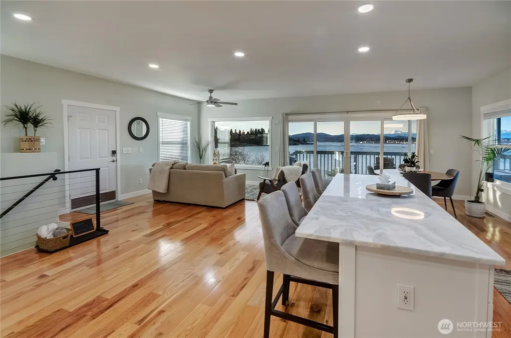 2685 E Lidstrom Hill Road Port Orchard WA 98366