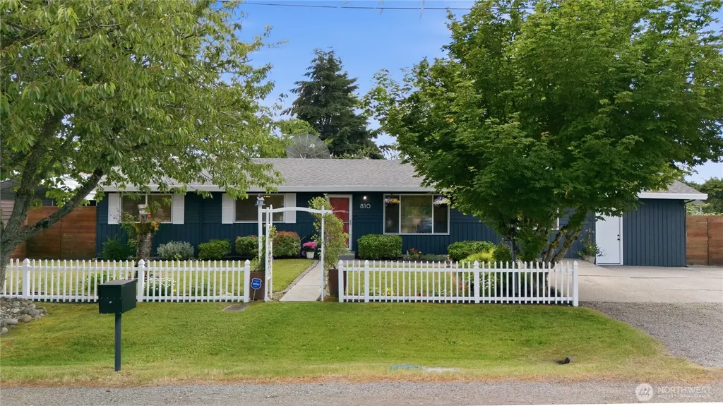 810 132nd Street S Tacoma WA 98444