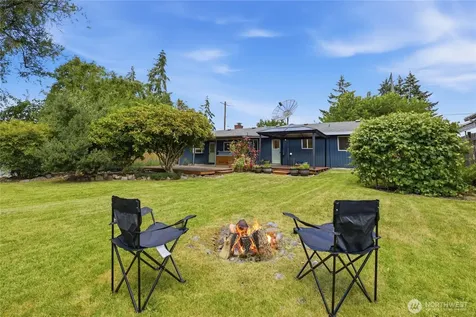 810 132nd Street S Tacoma WA 98444