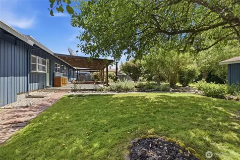 810 132nd Street S Tacoma WA 98444