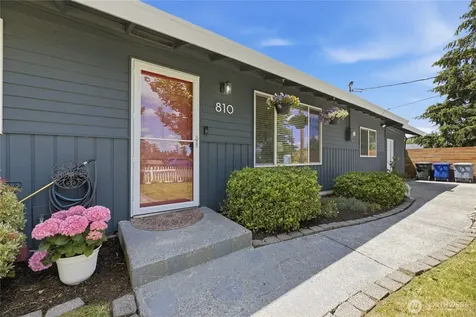 810 132nd Street S Tacoma WA 98444