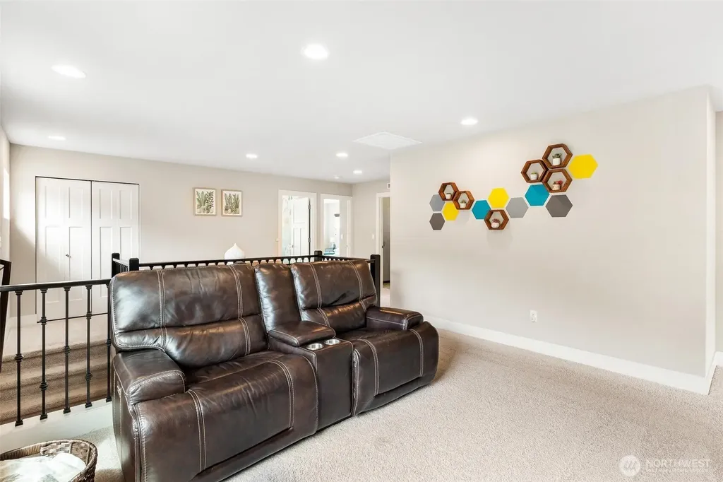 1222 198th Place SE Bothell WA 98012