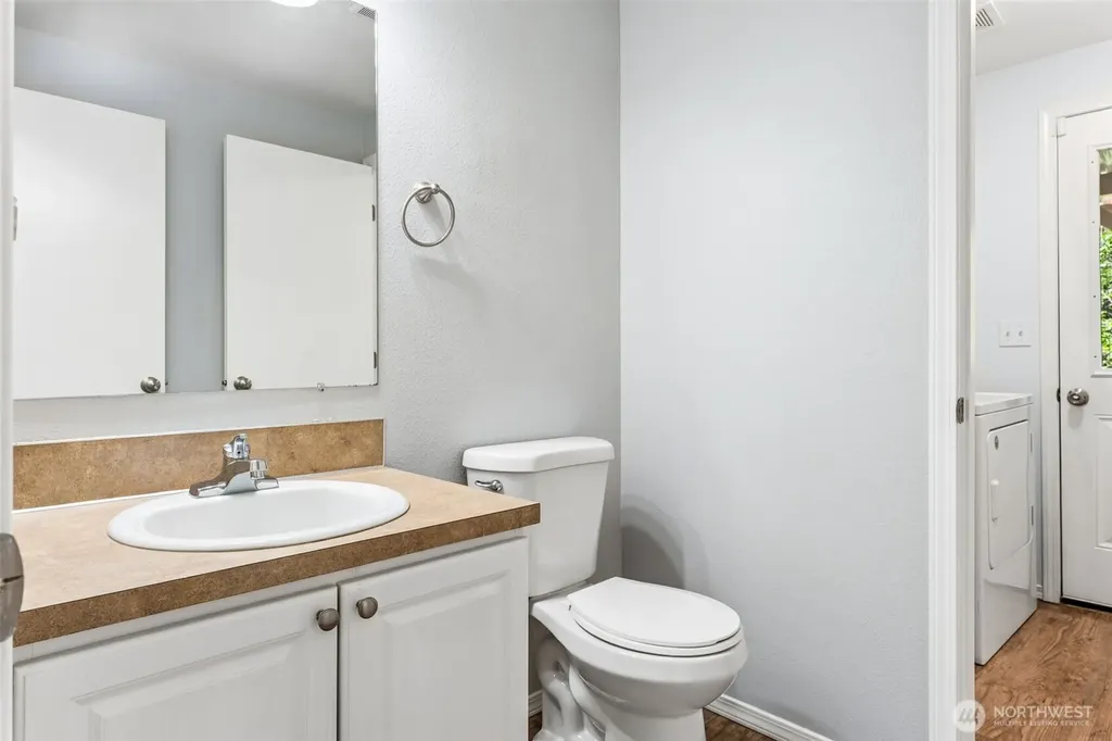 22518 Bluewater Drive SE Yelm WA 98597