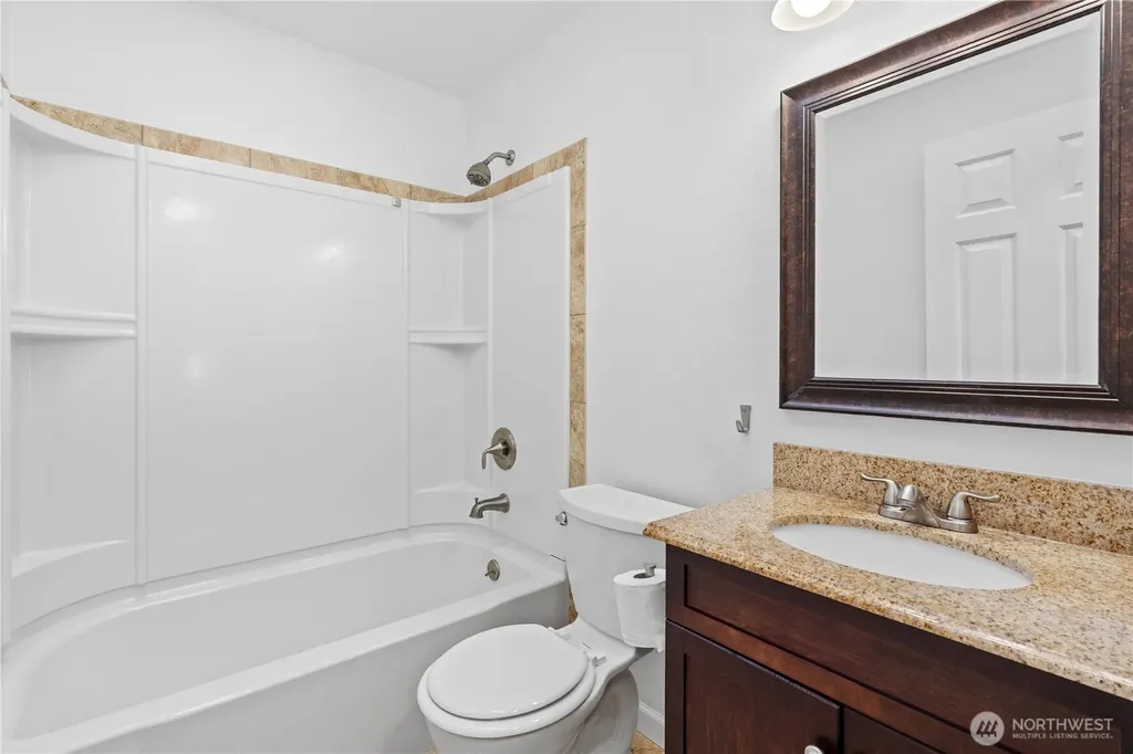 16405 95th Avenue Ct E Puyallup WA 98375