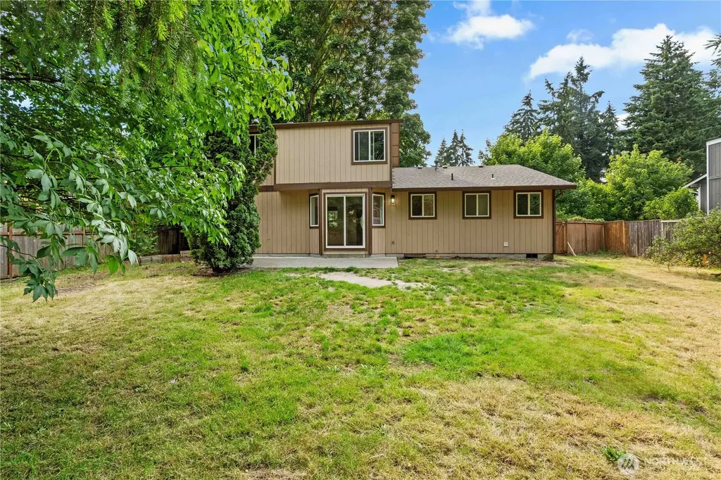 16405 95th Avenue Ct E Puyallup WA 98375