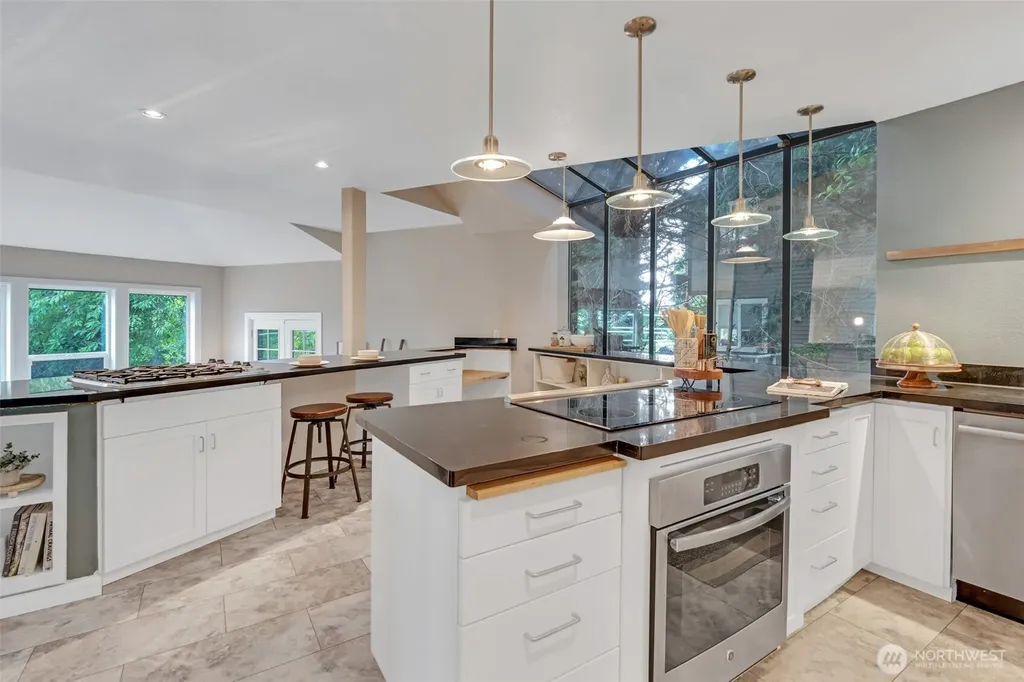 3920 Browns Point Boulevard Tacoma WA 98422