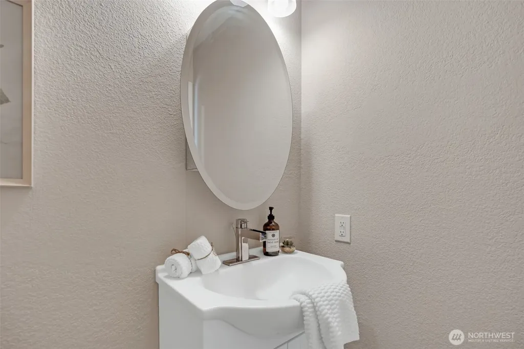 3920 Browns Point Boulevard Tacoma WA 98422
