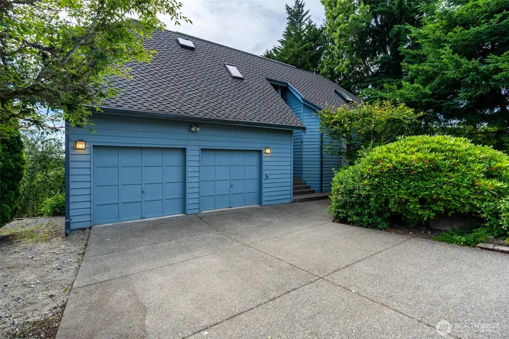 3920 Browns Point Boulevard Tacoma WA 98422