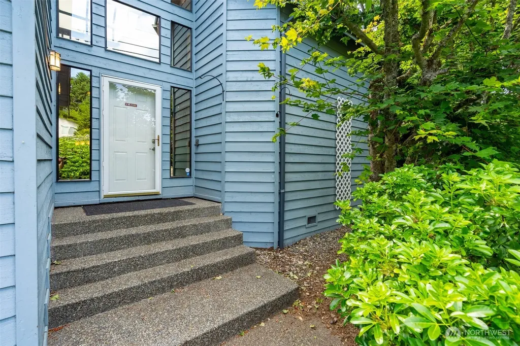 3920 Browns Point Boulevard Tacoma WA 98422