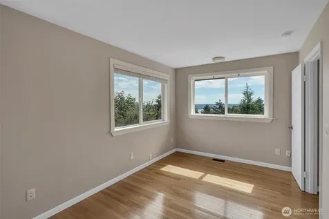3920 Browns Point Boulevard Tacoma WA 98422