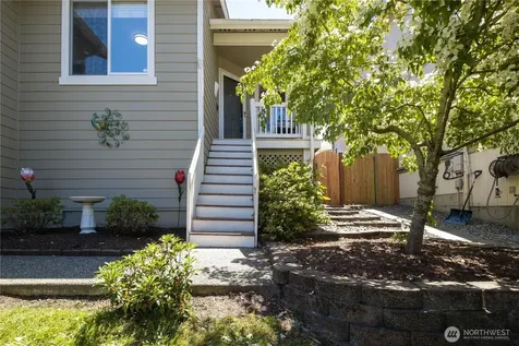 6724 49 Place NE Marysville WA 98270
