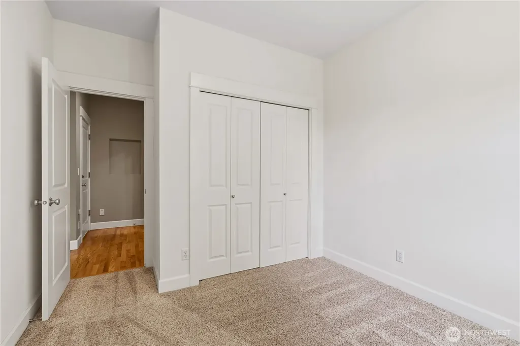 15384 129th Avenue NE Woodinville WA 98072
